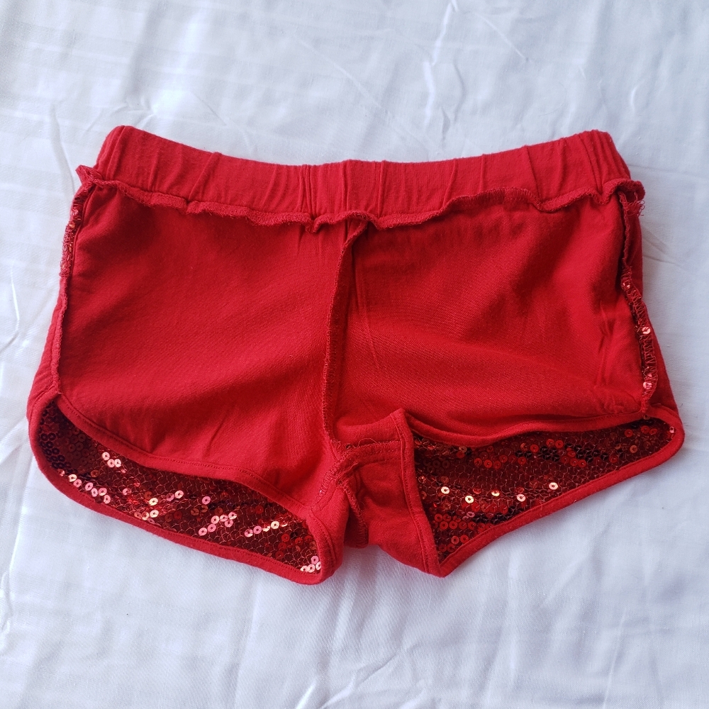 Red sequins booty short - Picture 3 of 7